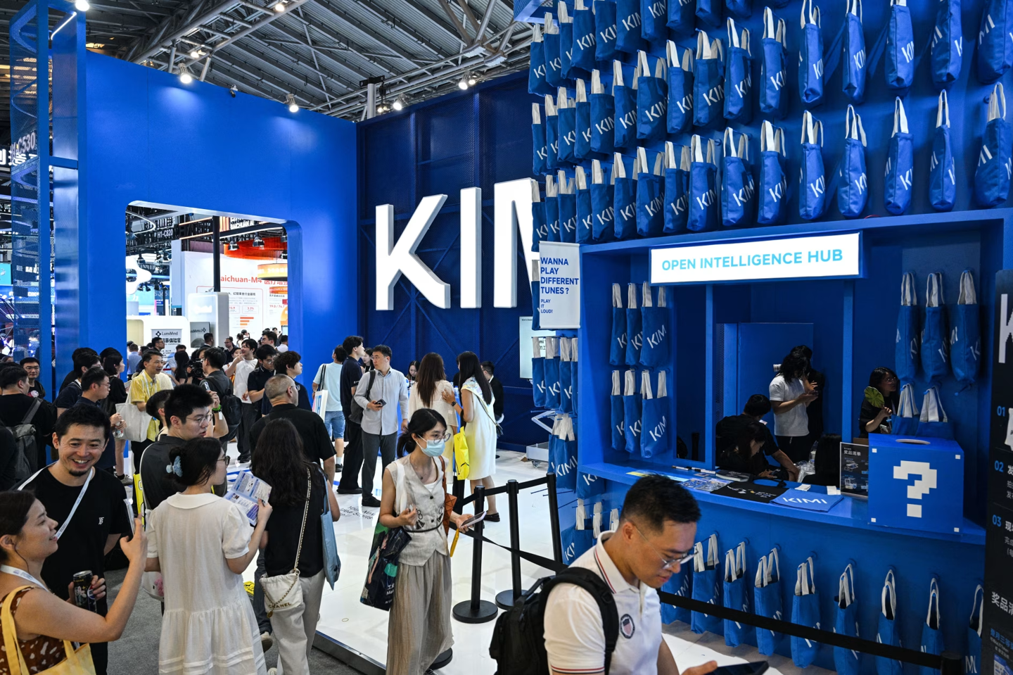 中国 AI 为什么追得这么快?美媒找到一批关键人物