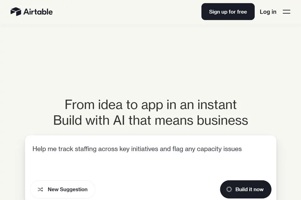 Airtable 可视化数据表与协作应用界面